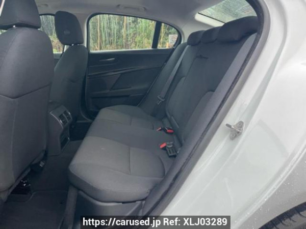 Used 2015 AT jaguar xe JA2GA Image[16]