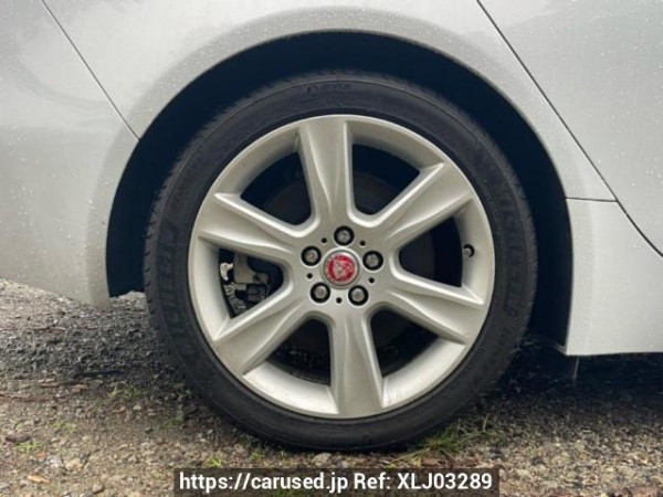 Used 2015 AT jaguar xe JA2GA Image[39]