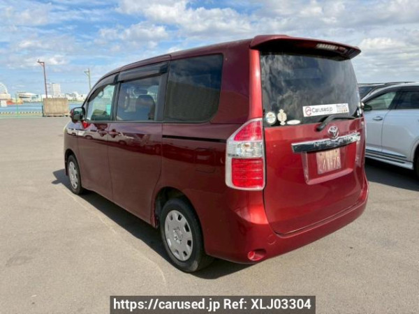Used 2007 AT toyota noah ZRR70G Image[4]