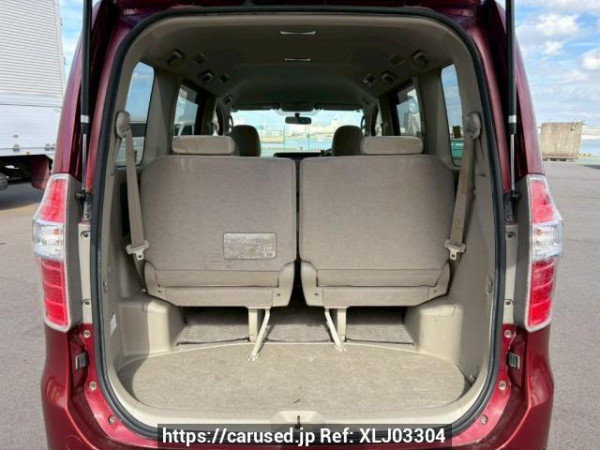 Used 2007 AT toyota noah ZRR70G Image[8]