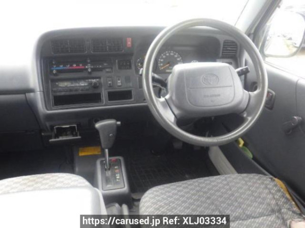 Used 2004 AT toyota hiace-van TRH122K Image[16]