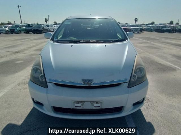 Used 2004 AT toyota wish ZNE10G Image[1]