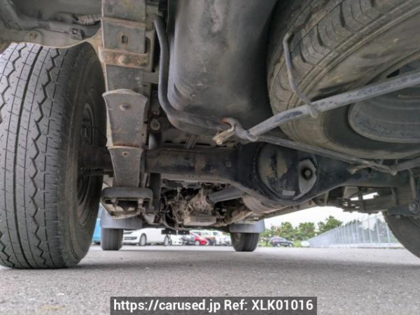 Used 2001 AT toyota hiace-van RZH112V Image[30]