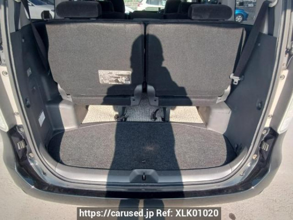 Used 2008 AT toyota noah ZRR70G Image[8]