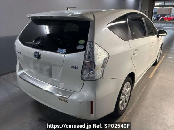 Used 2013 AT toyota prius-alpha ZVW41W Image[1]