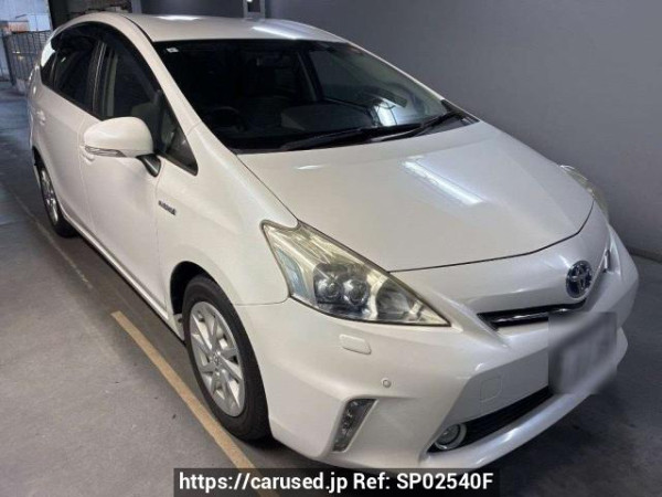 Used 2013 AT toyota prius-alpha ZVW41W Image[2]