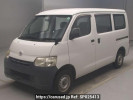Toyota Liteace Van S402M