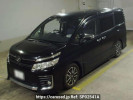Toyota Voxy ZRR85W