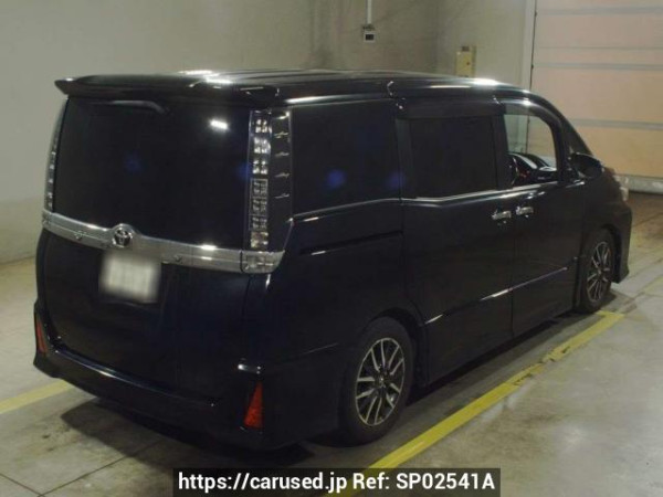 Used 2015 AT toyota voxy ZRR85W Image[1]