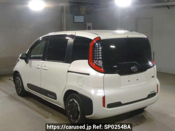 Used 2023 AT toyota sienta MXPL10G Image[2]