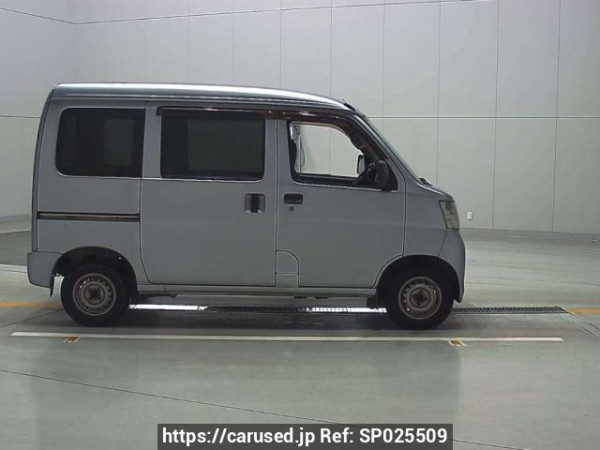 Used 2009 MT daihatsu hijet-cargo S321V Image[2]