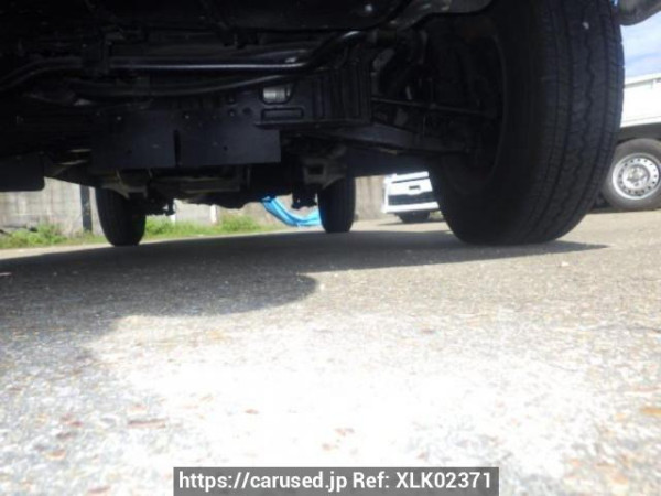 Used 2004 AT toyota regiusace-van TRH112V Image[30]