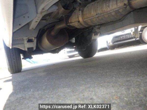 Used 2004 AT toyota regiusace-van TRH112V Image[31]