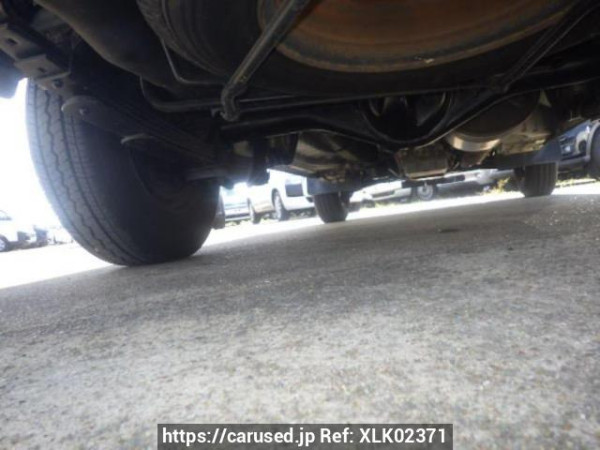 Used 2004 AT toyota regiusace-van TRH112V Image[33]
