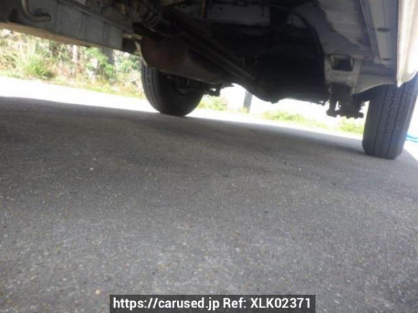 Used 2004 AT toyota regiusace-van TRH112V Image[36]