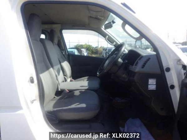 Used 2005 AT toyota hiace-van TRH200V Image[11]