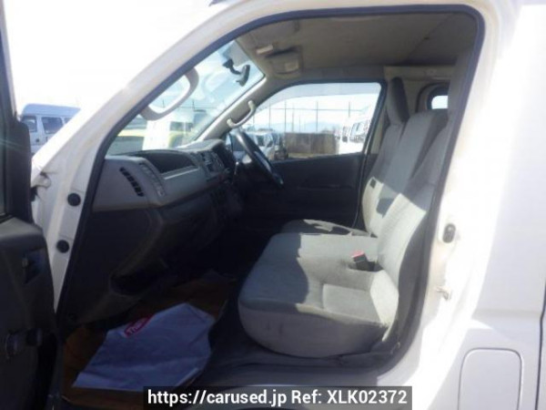 Used 2005 AT toyota hiace-van TRH200V Image[12]