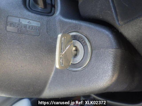 Used 2005 AT toyota hiace-van TRH200V Image[22]