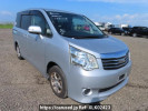 Toyota Noah ZRR70G