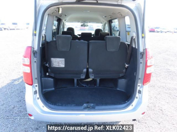 Used 2010 AT toyota noah ZRR70G Image[8]
