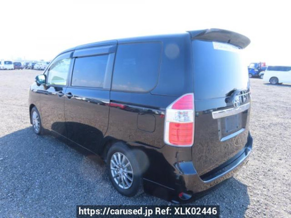 Used 2008 AT toyota noah ZRR70G Image[4]
