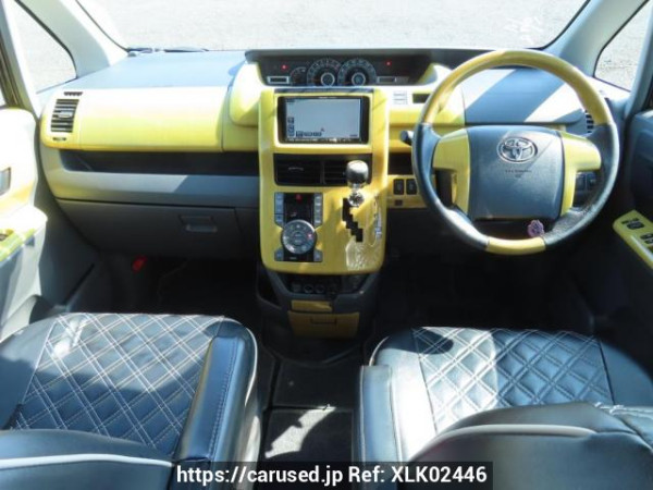 Used 2008 AT toyota noah ZRR70G Image[23]