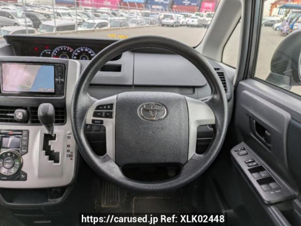 Used 2010 AT toyota noah ZRR70G Image[20]