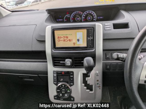 Used 2010 AT toyota noah ZRR70G Image[23]