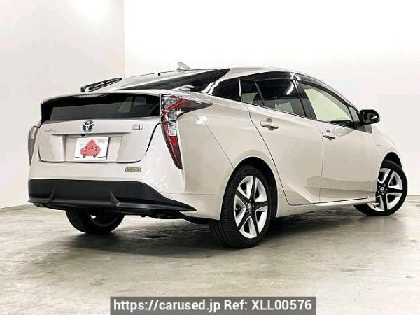 Used 2018 AT toyota prius DAA-ZVW50 Image[2]