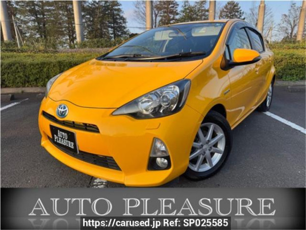Used 2013 AT toyota aqua NHP10 Image[0]