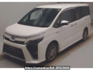 Toyota Voxy ZWR80W