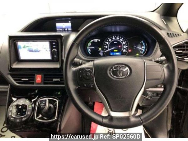 Used 2018 AT toyota noah ZWR80W Image[2]