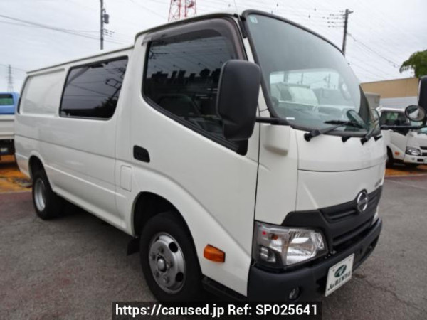 Used 2017 AT hino dutro-route-van XZC605Y Image[2]