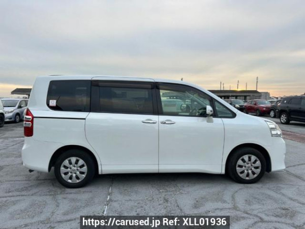 Used 2010 AT toyota noah ZRR70G Image[7]