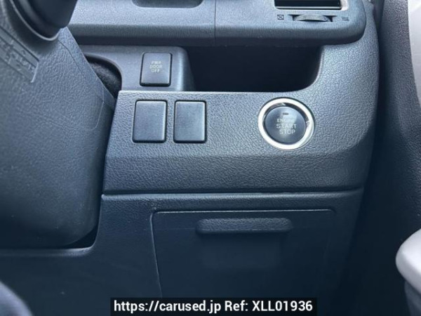 Used 2010 AT toyota noah ZRR70G Image[30]