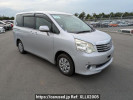 Toyota Noah ZRR70G