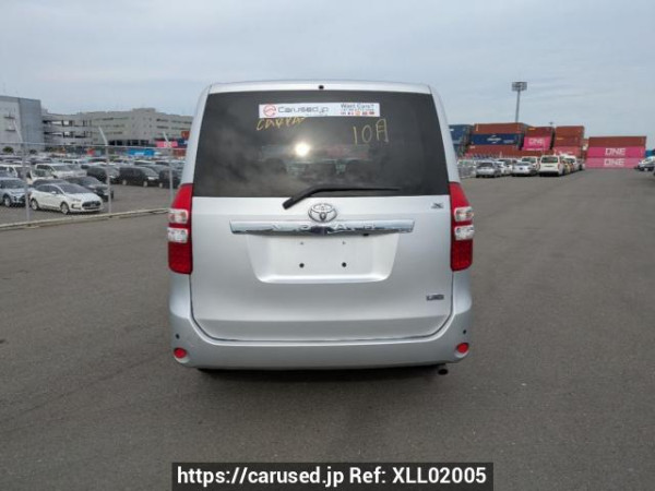 Used 2010 AT toyota noah ZRR70G Image[5]