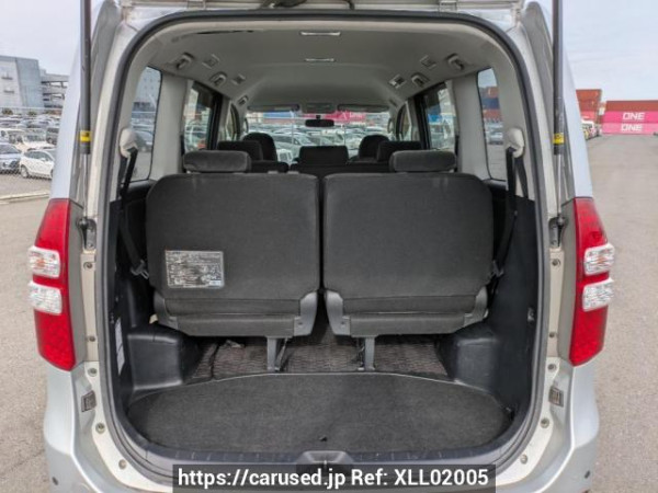 Used 2010 AT toyota noah ZRR70G Image[9]
