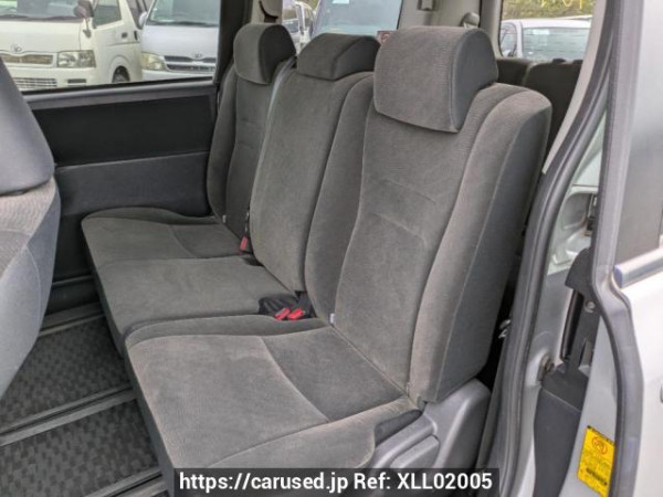 Used 2010 AT toyota noah ZRR70G Image[16]