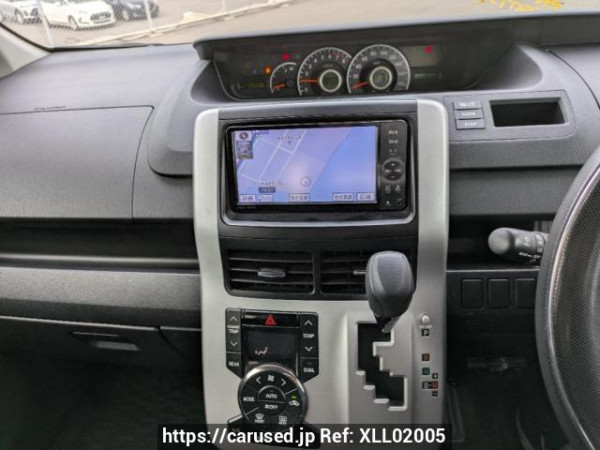 Used 2010 AT toyota noah ZRR70G Image[24]