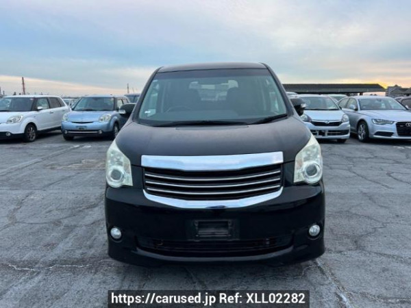 Used 2010 AT toyota noah ZRR70G Image[1]