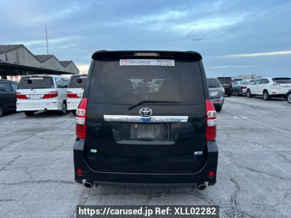 Used 2010 AT toyota noah ZRR70G Image[5]