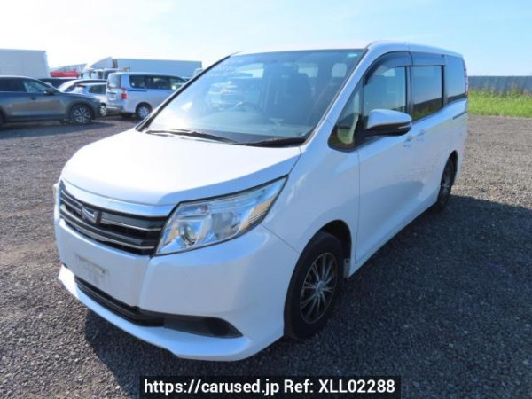 Used 2015 AT toyota noah ZRR80G Image[2]