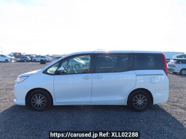 Used 2015 AT toyota noah ZRR80G Image[3]