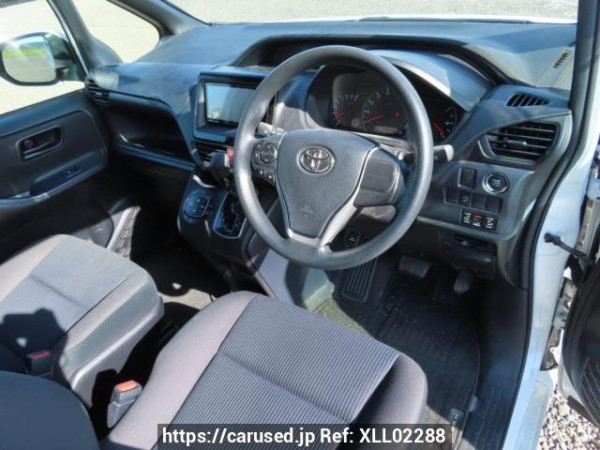 Used 2015 AT toyota noah ZRR80G Image[13]