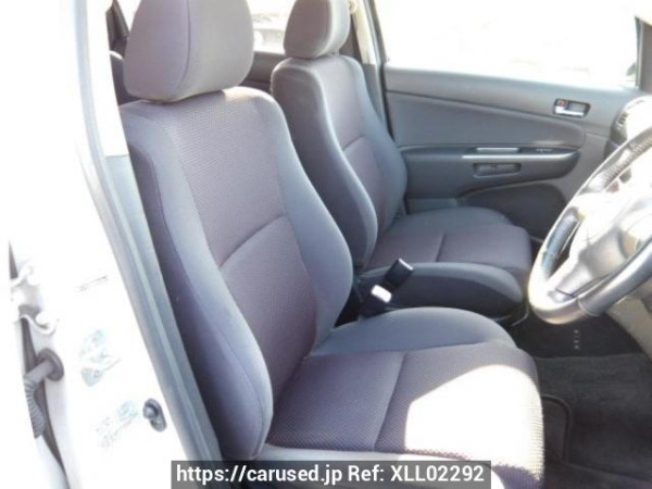 Used 2004 AT toyota wish ZNE10G Image[11]