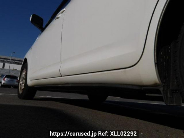 Used 2004 AT toyota wish ZNE10G Image[26]