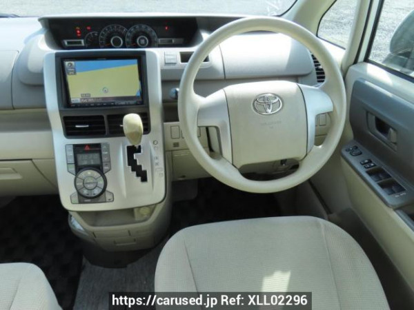 Used 2007 AT toyota noah ZRR70G Image[24]