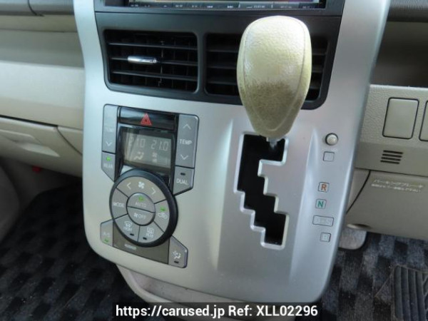 Used 2007 AT toyota noah ZRR70G Image[29]