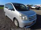 Toyota Noah ZRR70G